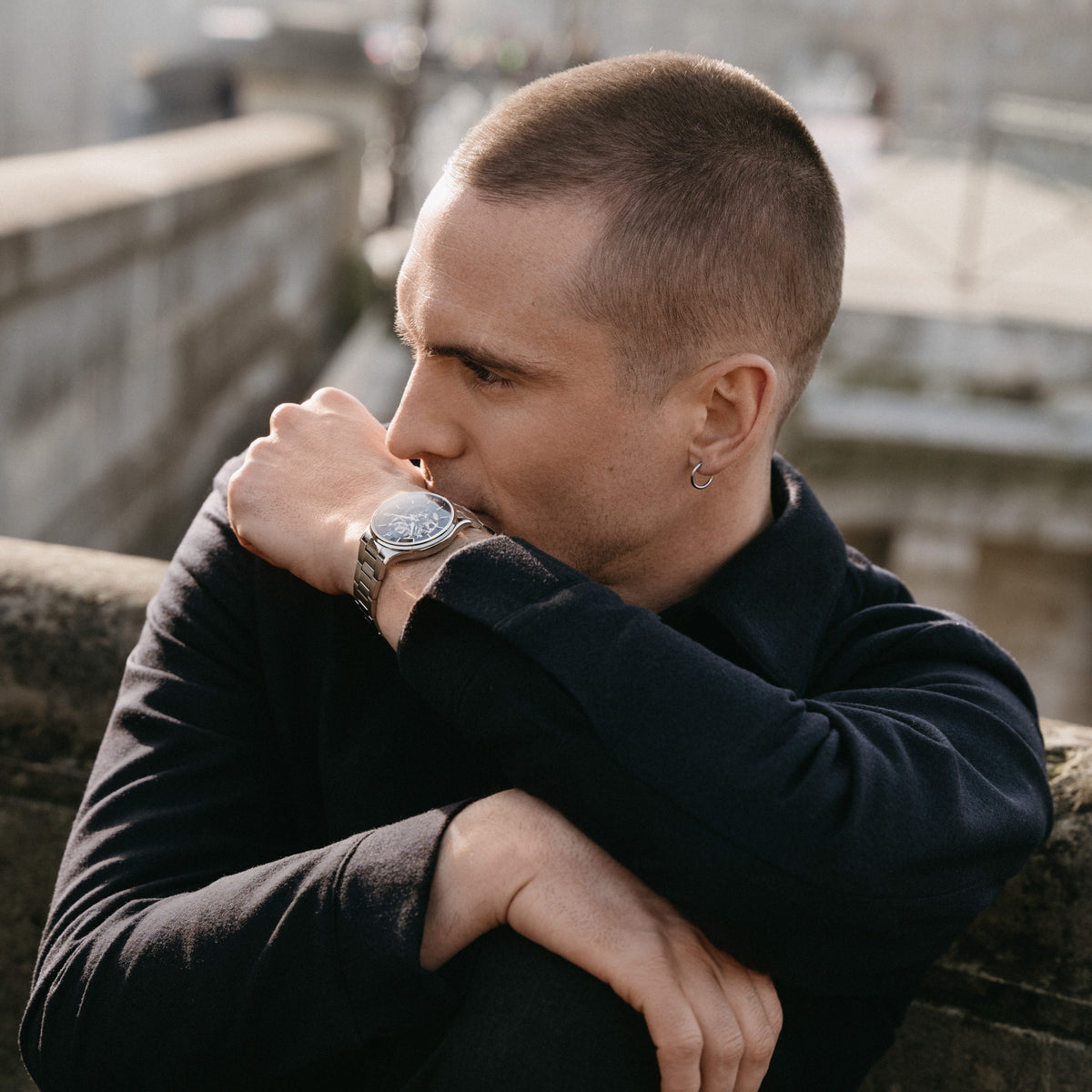 Montre squelette bleu pour homme
